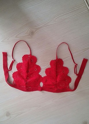 bralet.....