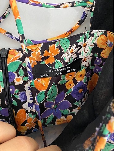 Bershka Çiçekli elbise