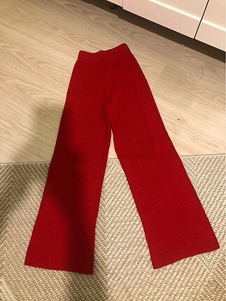 Triko Kırmızı pantalon