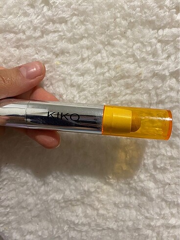 Kiko Kiko Milano Crazy 90?s Concealer 02