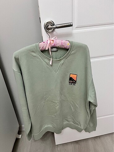 Dior sweatshirt