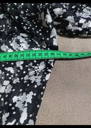 G 538 V Yaka Siyah Gri Batik Desenli Salaş Bluz - Görsel 5