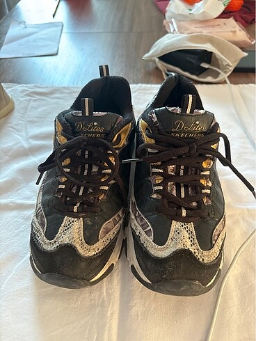 Dlites serisi skechers