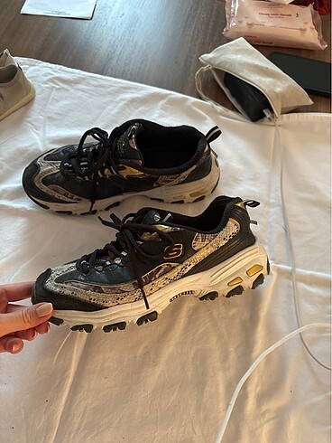 Skechers Dlites serisi skechers