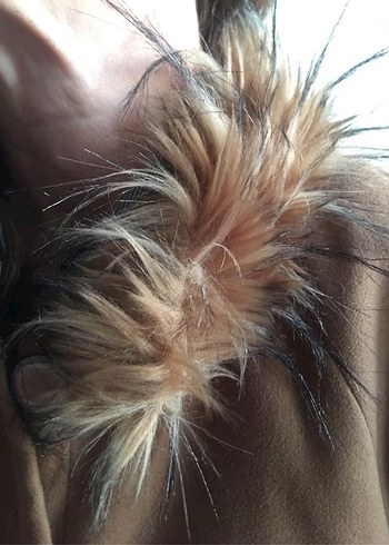 Kahverengi kapüşonlu kaban - Görsel 5