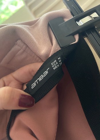 Düğmeli Pembe Süet Mini Etek - Görsel 3