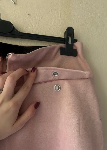 Düğmeli Pembe Süet Mini Etek - Görsel 5