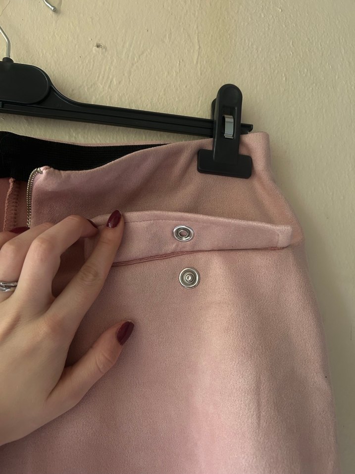 Düğmeli Pembe Süet Mini Etek - Görsel 5