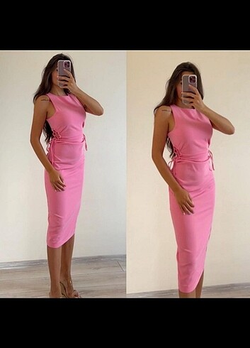 Pembe Bel Detaylı Bağcıklı Elbise