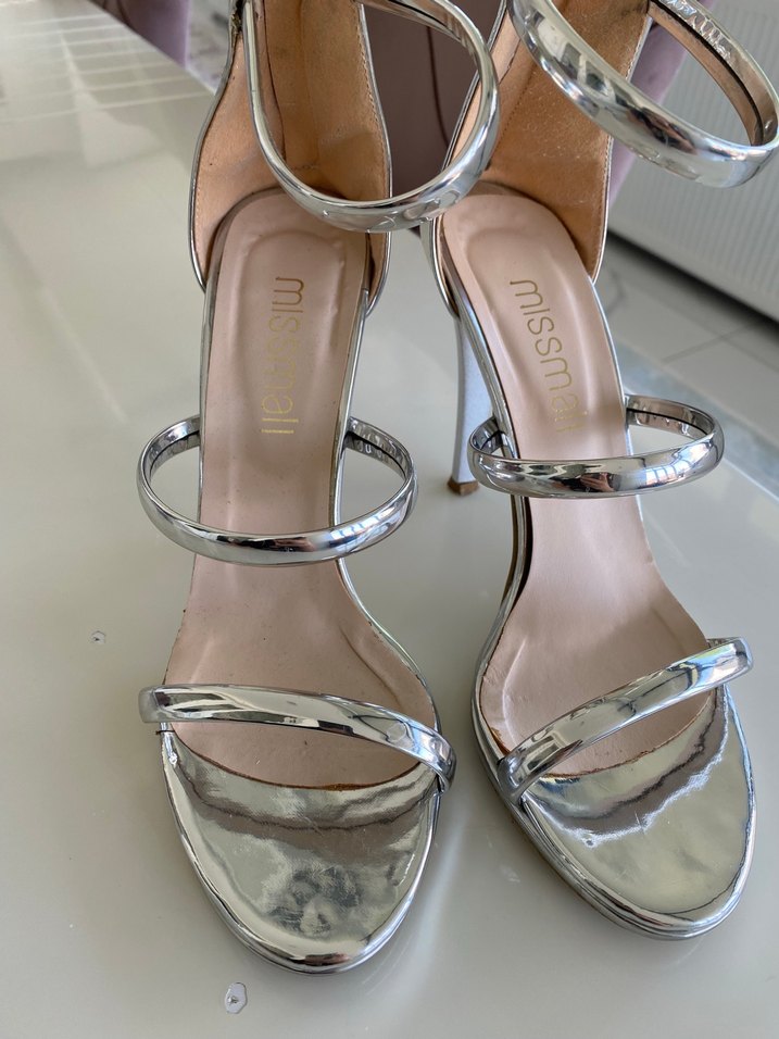 Metalik Stiletto Topuklu Kemerli Kadın Abiye Ayakkabı - Görsel 4