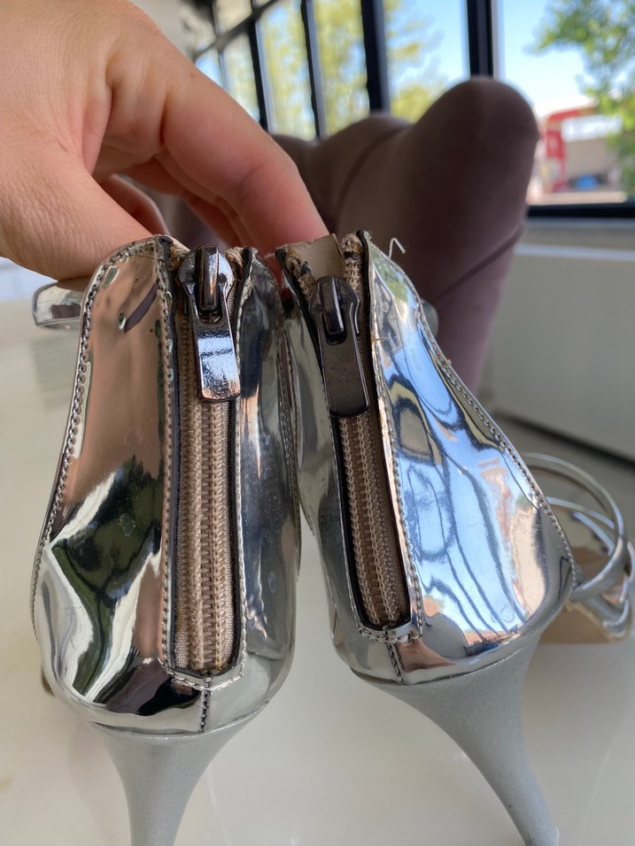 Metalik Stiletto Topuklu Kemerli Kadın Abiye Ayakkabı - Görsel 5