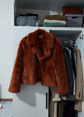Bershka kürk