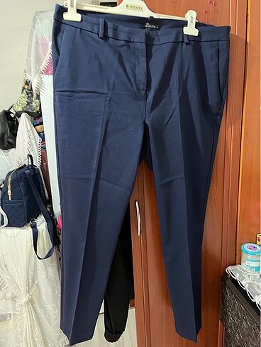 46 Beden Lcwaikiki 46 beden pantalon 1 2 kez giyildi