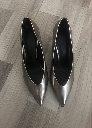 Bershka Kucuk topuk stiletto