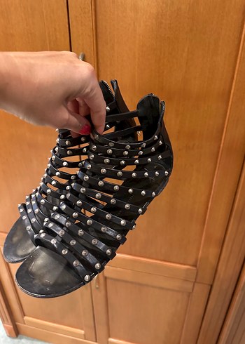 Giuseppe Zanotti Giuseppe zanotti gladyatör sandalet