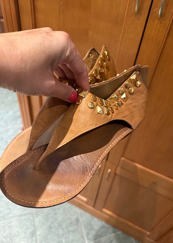 Tory Burch Tory Burch deri sandalet