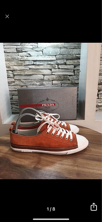 Prada sneaker