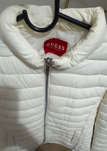 m Beden Guess Beyaz Fermuarlı Kısa Kadın Mont