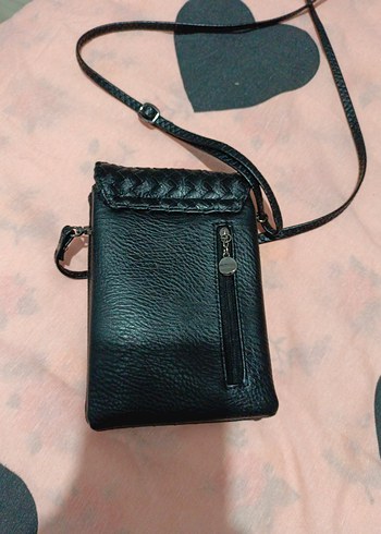 Siyah Deri Kadın Çanta - Minimalist Tarz - Görsel 3