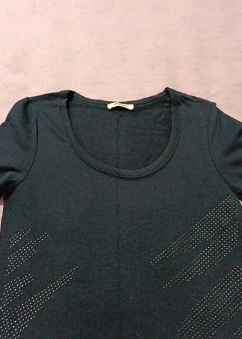 Siyah yarım Kollu Baskılı İnce Triko Tunik - Görsel 2