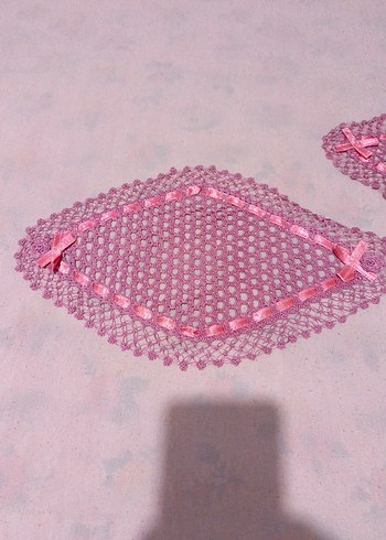 Pembe Örgü El Yapımı Masa Örtüsü Seti - Görsel 3