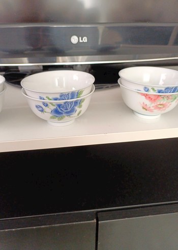 Çiçek Desenli Beyaz Renkli Kaseler - Görsel 3