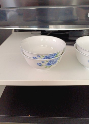 Çiçek Desenli Beyaz Renkli Kaseler - Görsel 2