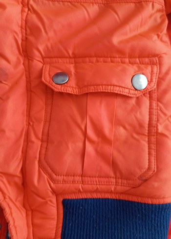 Turuncu Kapüşonlu Erkek Çocuk Montu - Görsel 4