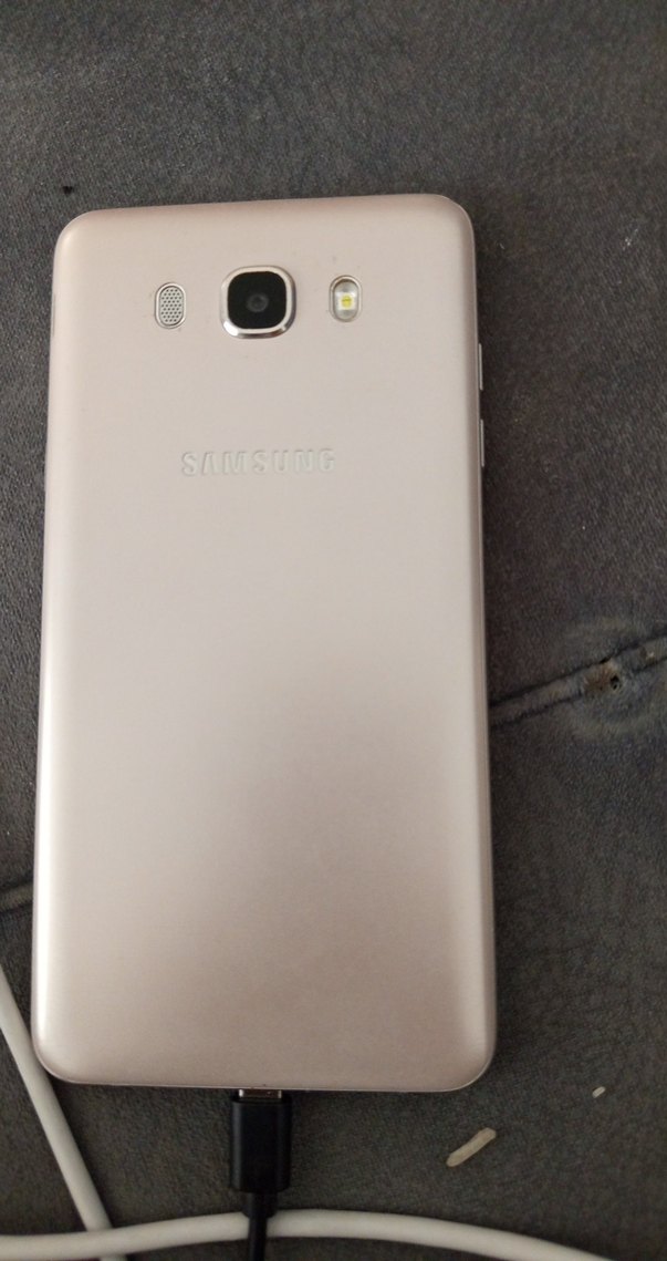 Bej Samsung Galaxy J7 (2016) Android Telefon 16 gb - Görsel 3