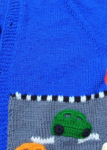 Renkli Nakışlı Erkek Çocuk Triko Hırka - Görsel 2