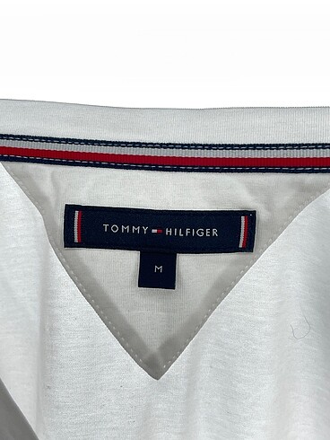 m Beden beyaz Renk Tommy Hilfiger T-shirt %70 İndirimli.