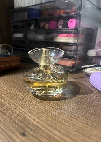 Avon Cherish Kadın Parfümü - Görsel 3