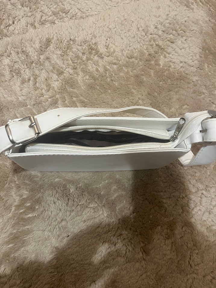 Beyaz Deri Kadın Omuz Çantası - Görsel 4