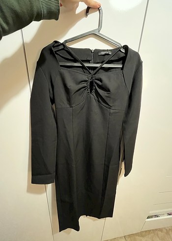 Siyah Yakalı Midi Kalem Elbise - Görsel 2