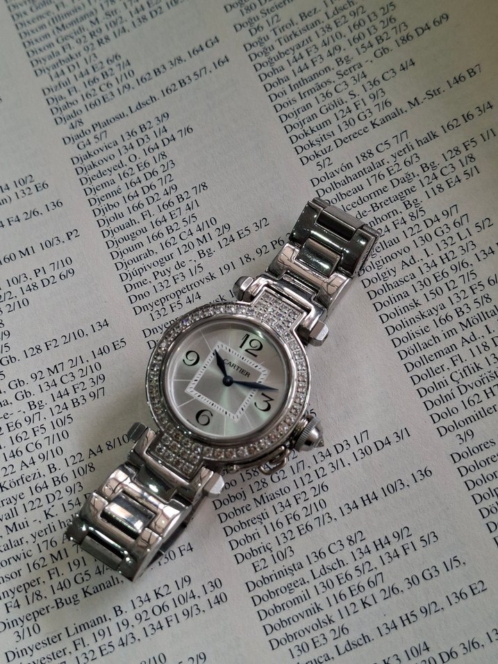 Cartier Kadın Beyaz Klasik Modern Saat - Görsel 5