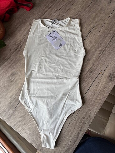 Bershka mayokini