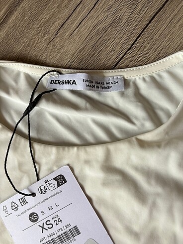 xs Beden Bershka mayokini