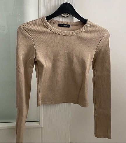 Dar uzun kollu crop