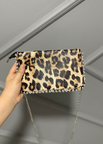Leopar Desenli Parlak Deri Kadın Çanta - Görsel 2