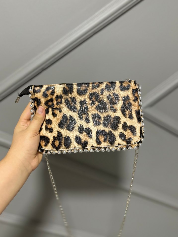 Leopar Desenli Parlak Deri Kadın Çanta - Görsel 2
