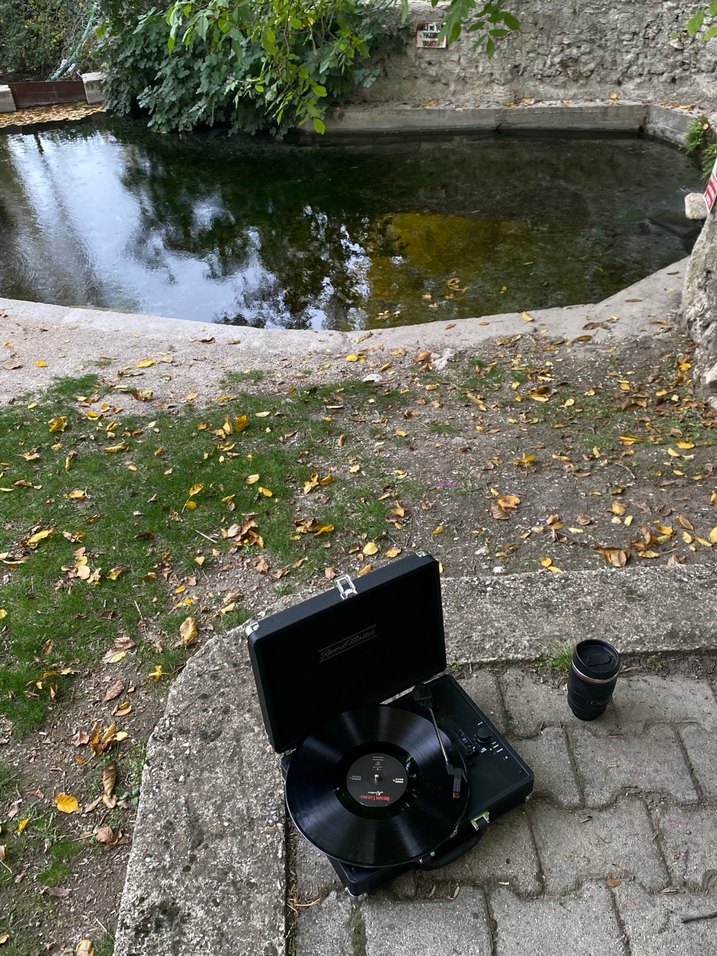 Siyah Taşınabilir Plak Çalar - Görsel 2