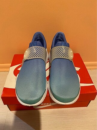 Nike Spor Ayakkabı