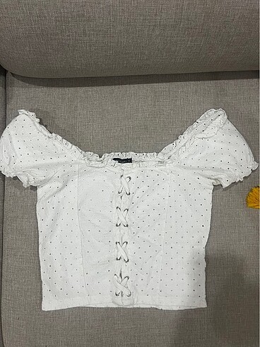 Güpür keten kumaşlı crop