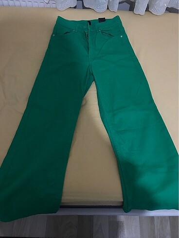38 Beden H&M yeşil boru paça pantalon