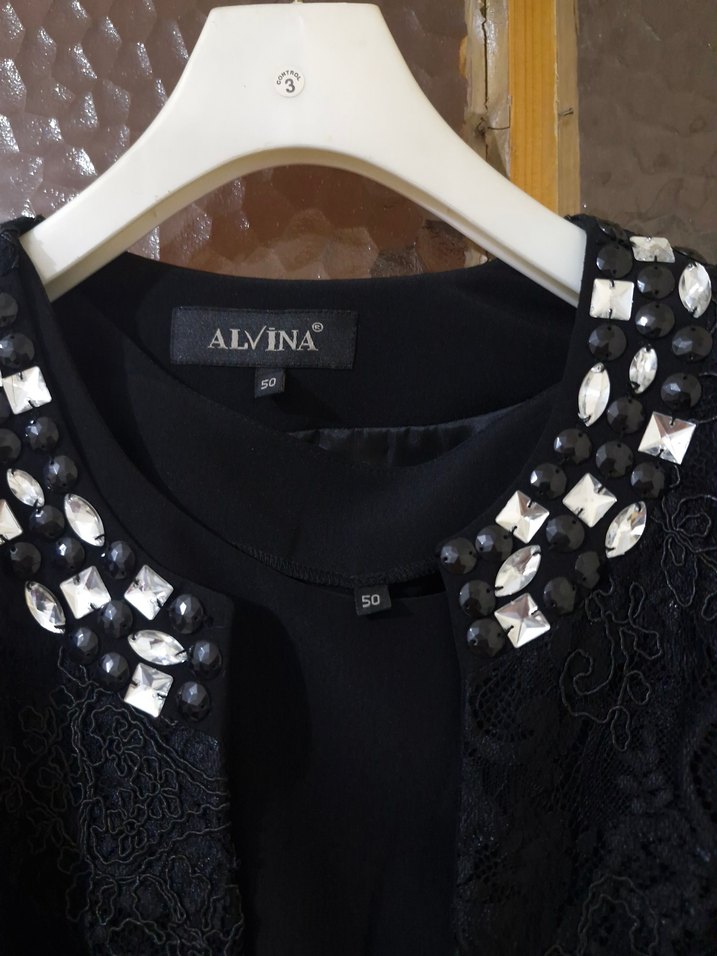 Siyah Nakışlı Düğmeli Kadın Takım - Görsel 4