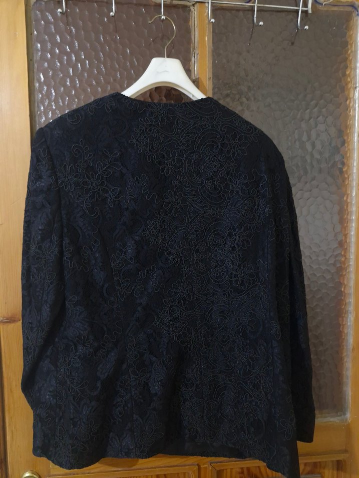 Siyah Nakışlı Düğmeli Kadın Takım - Görsel 5