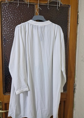 Kadın Beyaz Keten Düğmeli Uzun Kollu Gömlek - Görsel 4