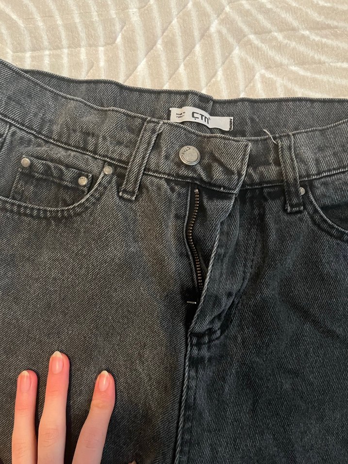 Gri Bol Kesim Kadın Kot Pantolon - Görsel 4