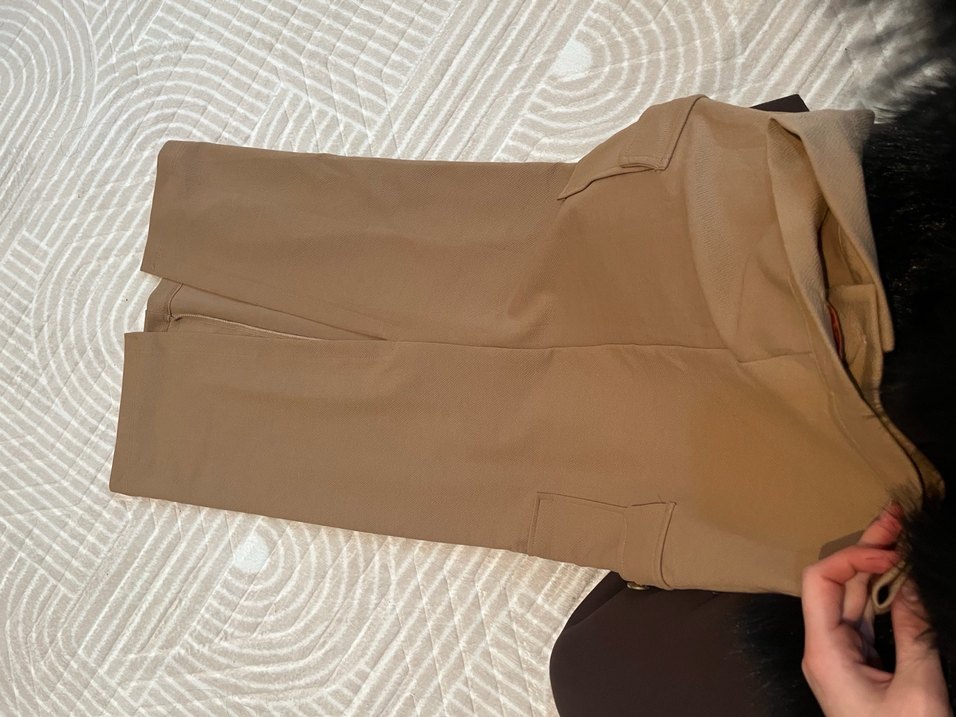 Düğmeli Bej etek - Görsel 3