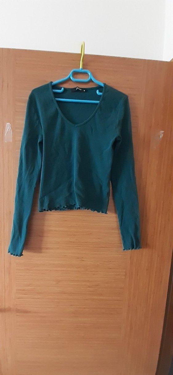 Uzun Kollu V Yaka Yeşil Bluz - Görsel 2